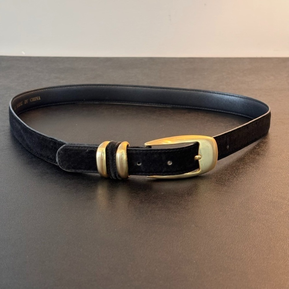 Genuine Black Leather Gold Harware Belt Size M/L 90's Classic